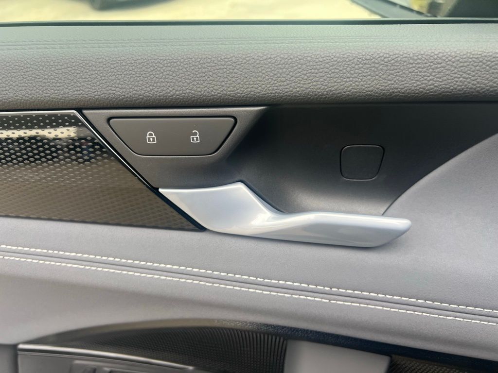 2026 Volkswagen Tiguan 2.0T SE R-Line Black Tampa FL