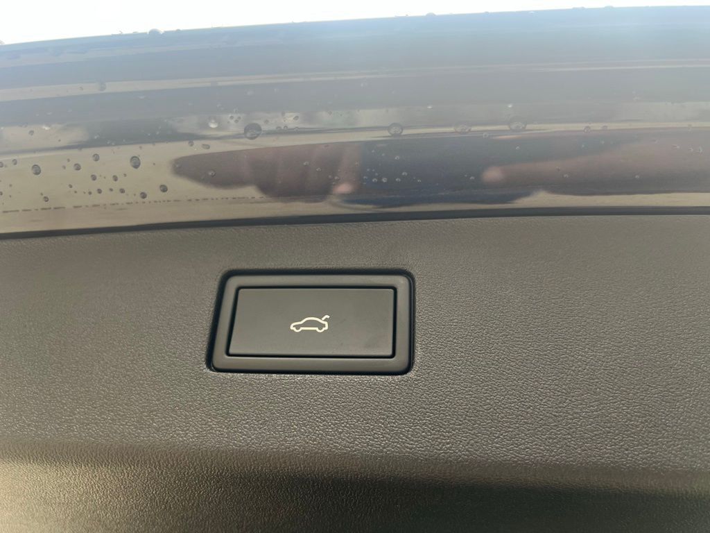 2026 Volkswagen Tiguan 2.0T SE R-Line Black Tampa FL