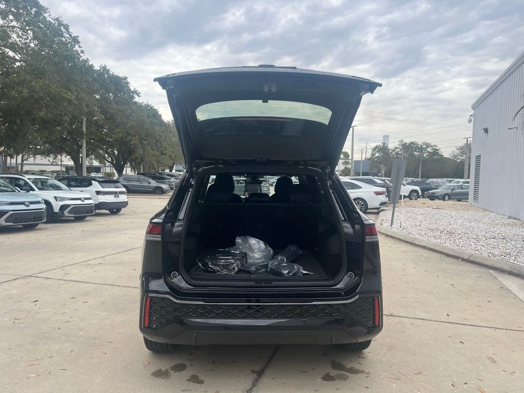 2026 Volkswagen Tiguan 2.0T SE R-Line Black Tampa FL