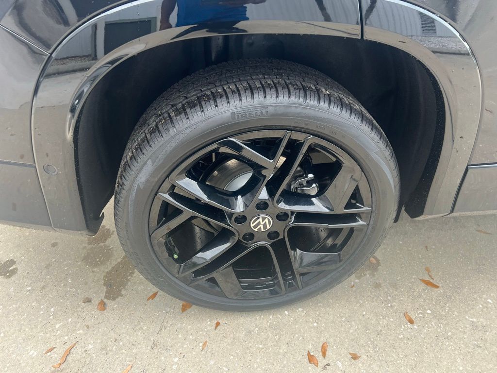 2026 Volkswagen Tiguan 2.0T SE R-Line Black Tampa FL