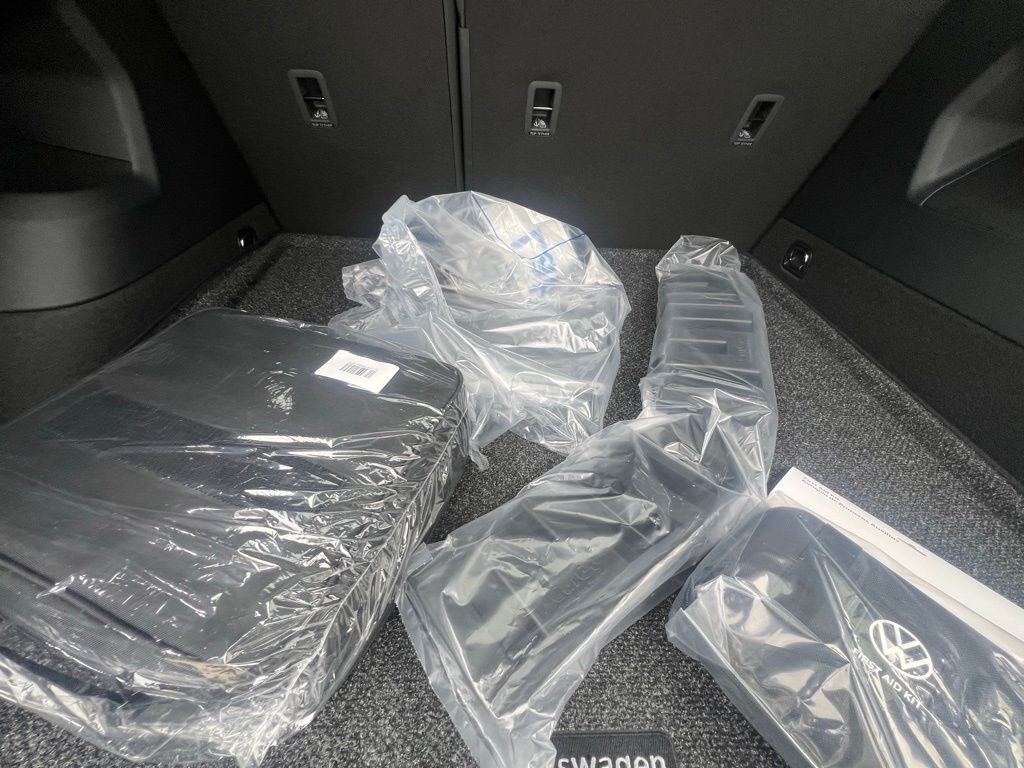 2026 Volkswagen Tiguan 2.0T SE R-Line Black Tampa FL