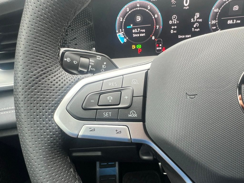 2026 Volkswagen Tiguan 2.0T SE R-Line Black Tampa FL