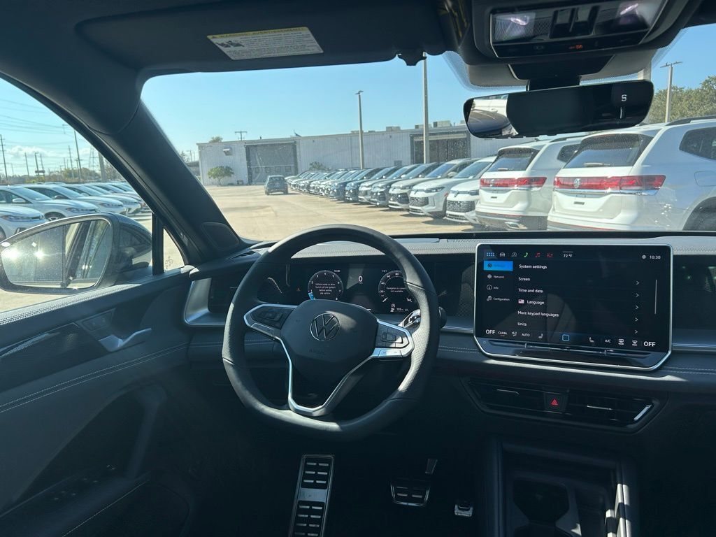 2026 Volkswagen Tiguan 2.0T SE R-Line Black Tampa FL