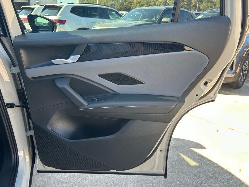 2026 Volkswagen Tiguan 2.0T SE R-Line Black Tampa FL