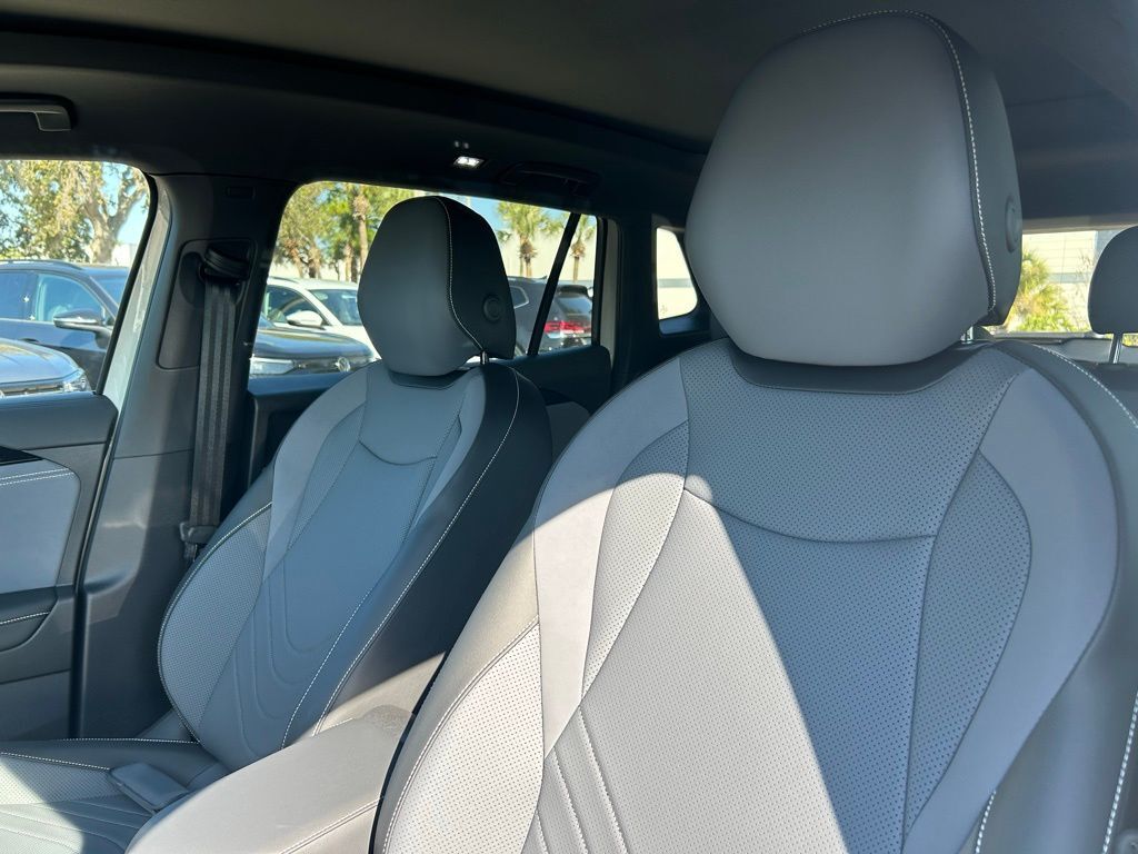 2026 Volkswagen Tiguan 2.0T SE R-Line Black Tampa FL