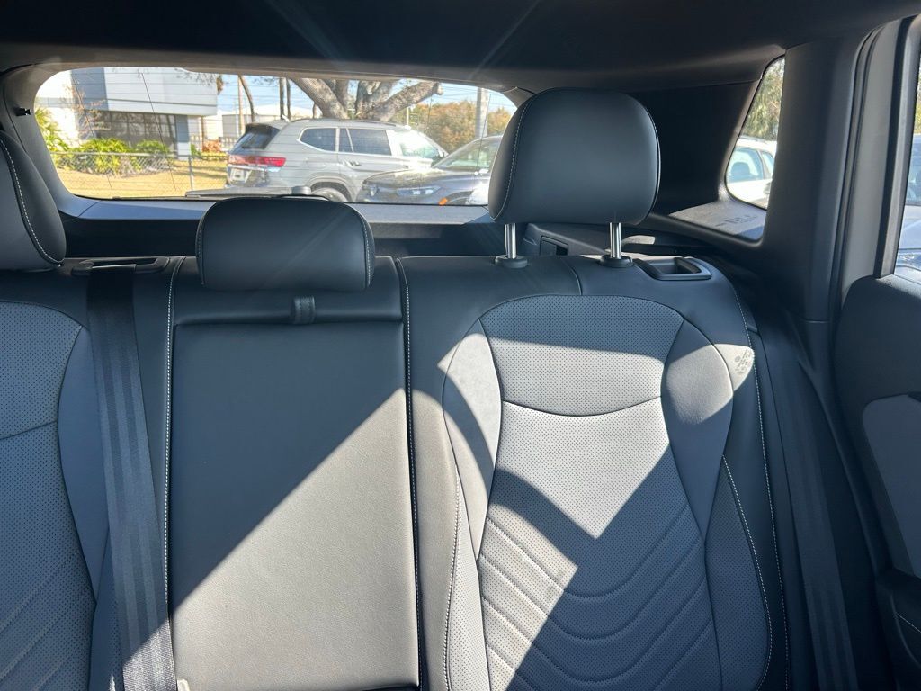 2026 Volkswagen Tiguan 2.0T SE R-Line Black Tampa FL