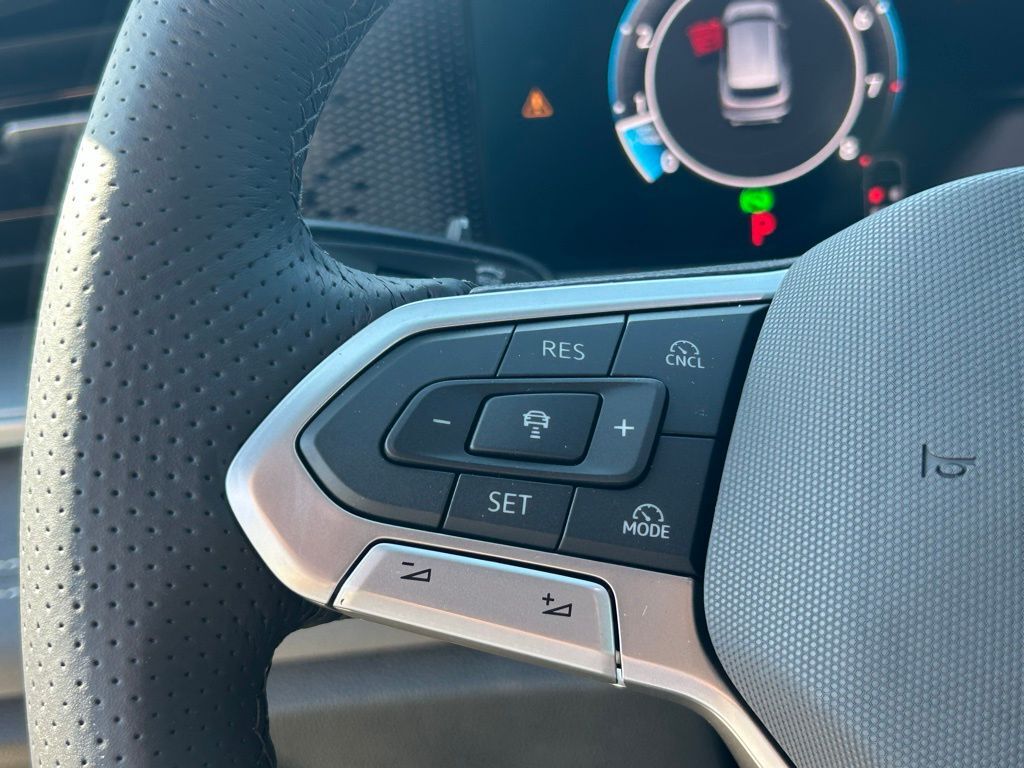 2026 Volkswagen Tiguan 2.0T SE R-Line Black Tampa FL