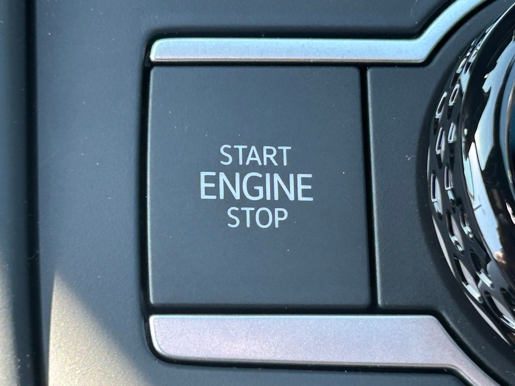 2026 Volkswagen Tiguan 2.0T SE R-Line Black Tampa FL