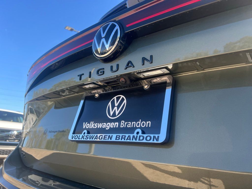 2026 Volkswagen Tiguan 2.0T SE R-Line Black Tampa FL