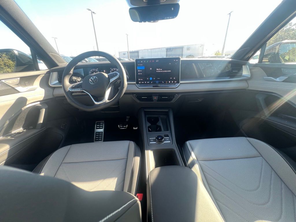 2026 Volkswagen Tiguan 2.0T SE R-Line Black Tampa FL