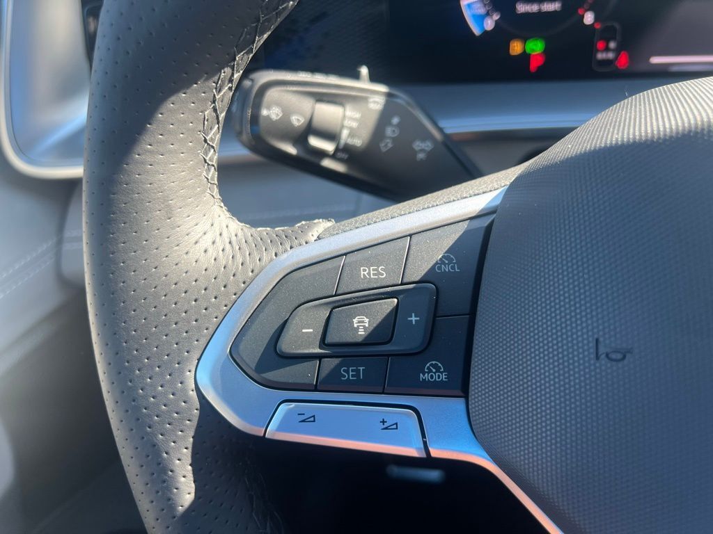 2026 Volkswagen Tiguan 2.0T SE R-Line Black Tampa FL