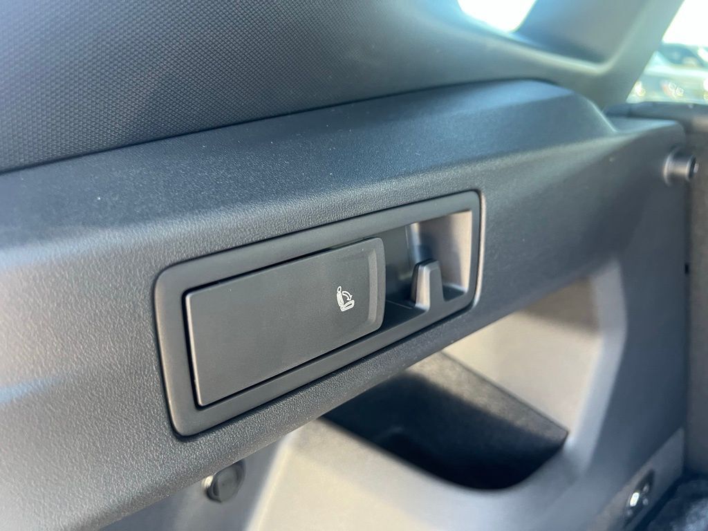 2026 Volkswagen Tiguan 2.0T SE R-Line Black Tampa FL