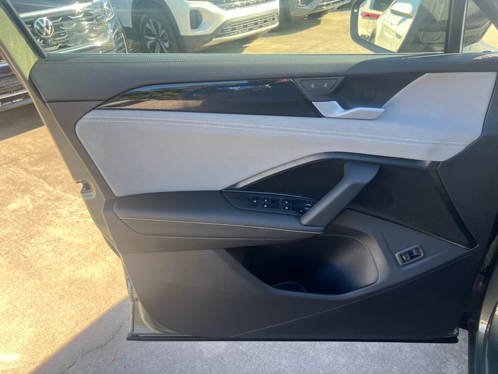 2026 Volkswagen Tiguan 2.0T SE R-Line Black Tampa FL