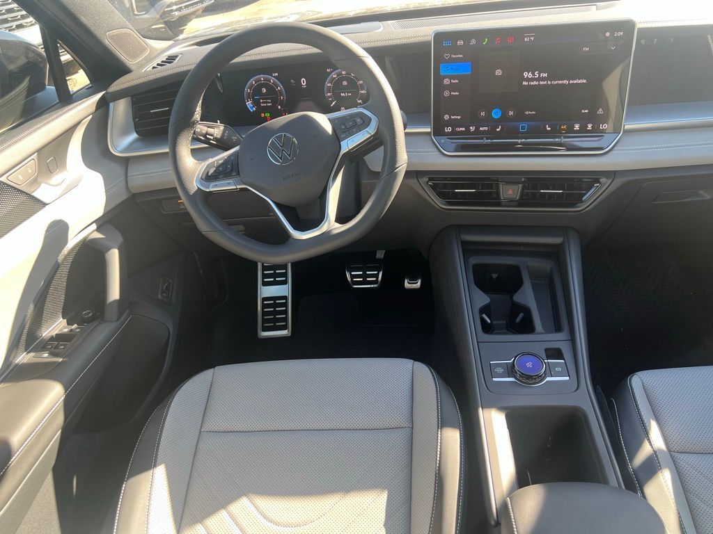 2026 Volkswagen Tiguan 2.0T SE R-Line Black Tampa FL