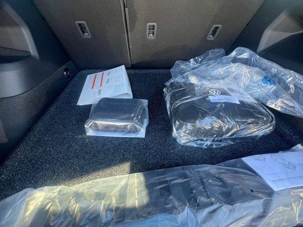 2026 Volkswagen Tiguan 2.0T SE R-Line Black Tampa FL