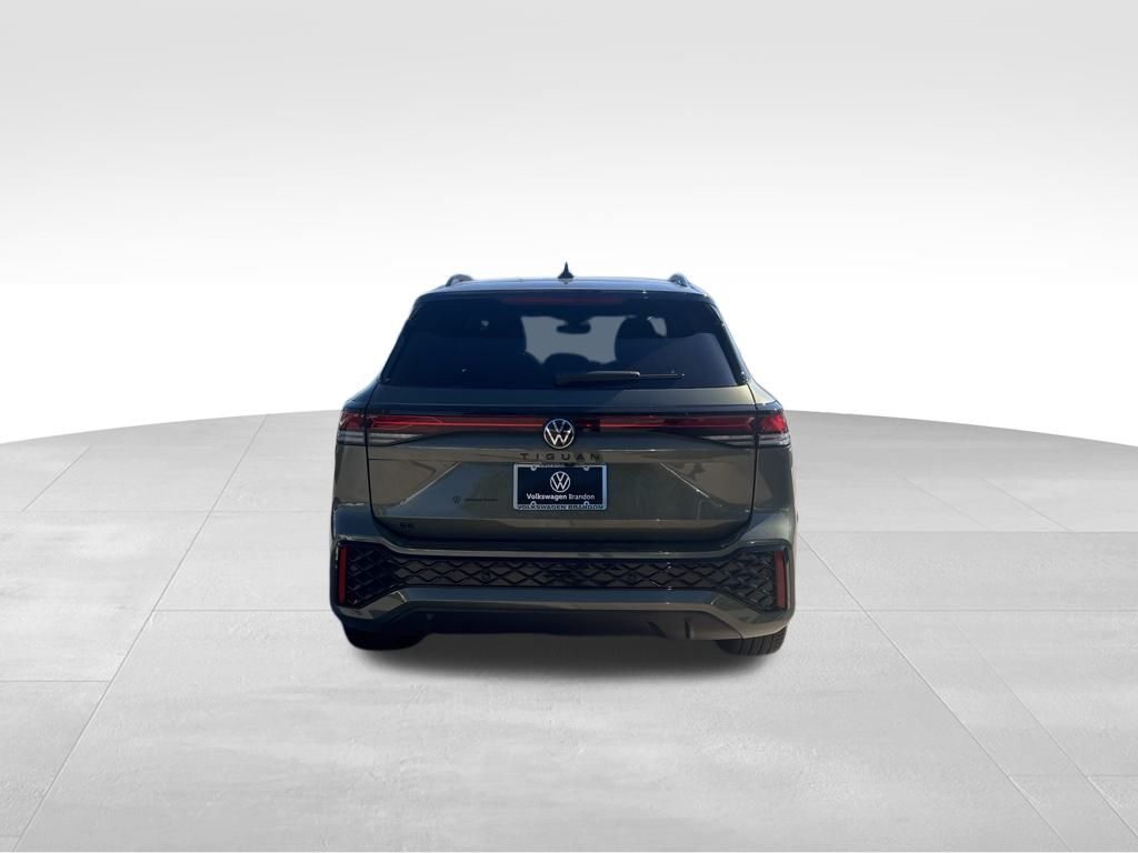 2026 Volkswagen Tiguan 2.0T SE R-Line Black Tampa FL