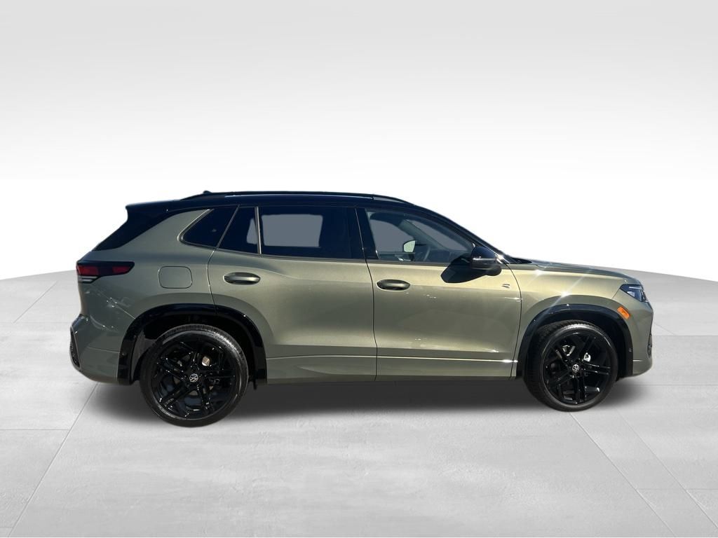 2026 Volkswagen Tiguan 2.0T SE R-Line Black Tampa FL