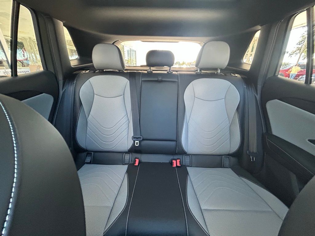 2026 Volkswagen Tiguan 2.0T SE R-Line Black Tampa FL