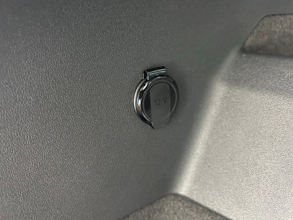 2026 Volkswagen Tiguan 2.0T SE R-Line Black Tampa FL