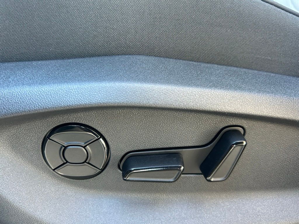 2026 Volkswagen Tiguan 2.0T SE R-Line Black Tampa FL