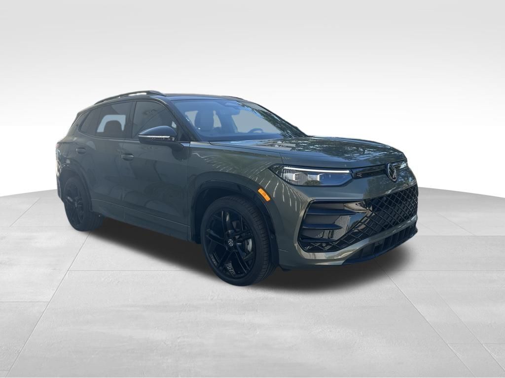 2026 Volkswagen Tiguan 2.0T SE R-Line Black Tampa FL