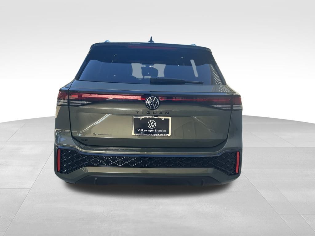 2026 Volkswagen Tiguan 2.0T SE R-Line Black Tampa FL