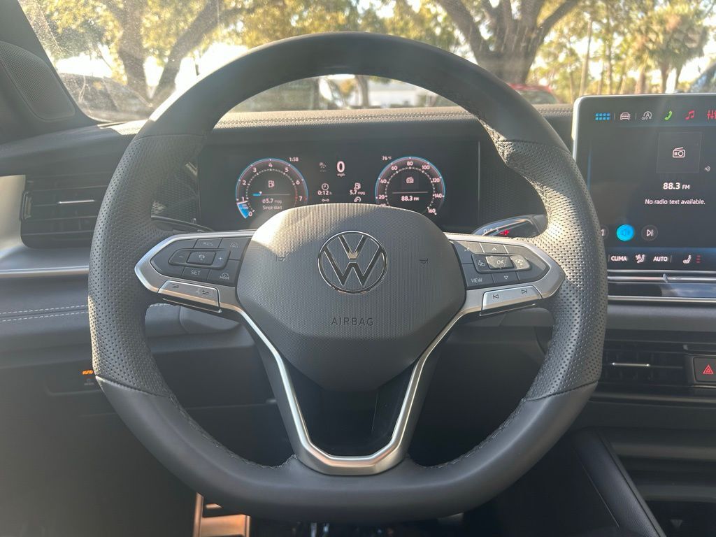 2026 Volkswagen Tiguan 2.0T SE R-Line Black Tampa FL