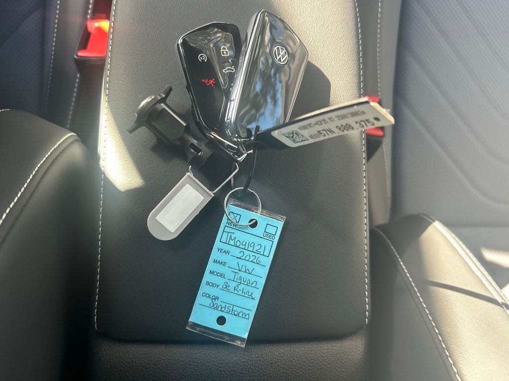 2026 Volkswagen Tiguan 2.0T SE R-Line Black Tampa FL