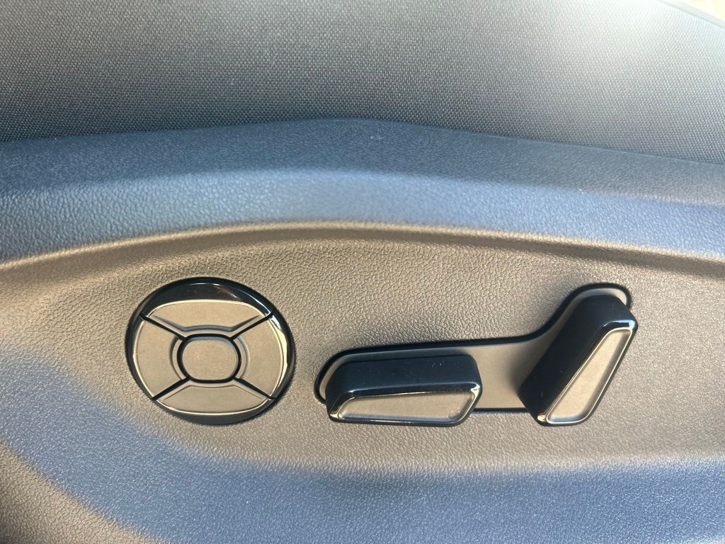 2026 Volkswagen Tiguan 2.0T SE R-Line Black Tampa FL