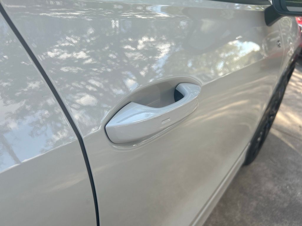 2026 Volkswagen Tiguan 2.0T SE R-Line Black Tampa FL