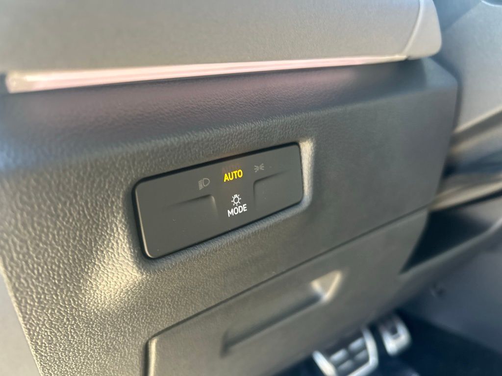 2026 Volkswagen Tiguan 2.0T SE R-Line Black Tampa FL