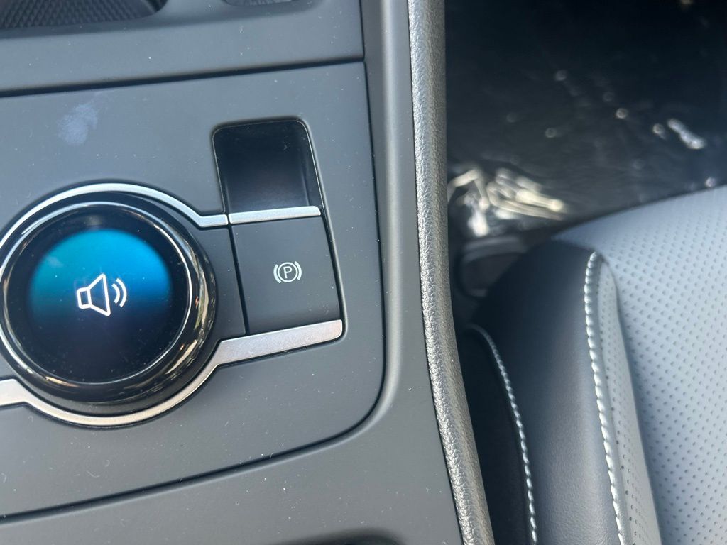 2026 Volkswagen Tiguan 2.0T SE R-Line Black Tampa FL