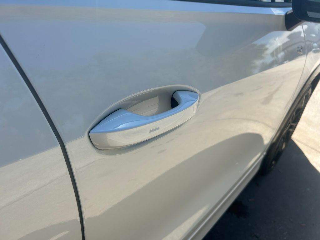 2026 Volkswagen Tiguan 2.0T SE R-Line Black Tampa FL