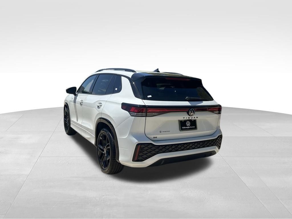 2026 Volkswagen Tiguan 2.0T SE R-Line Black Tampa FL