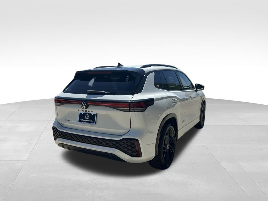 2026 Volkswagen Tiguan 2.0T SE R-Line Black Tampa FL
