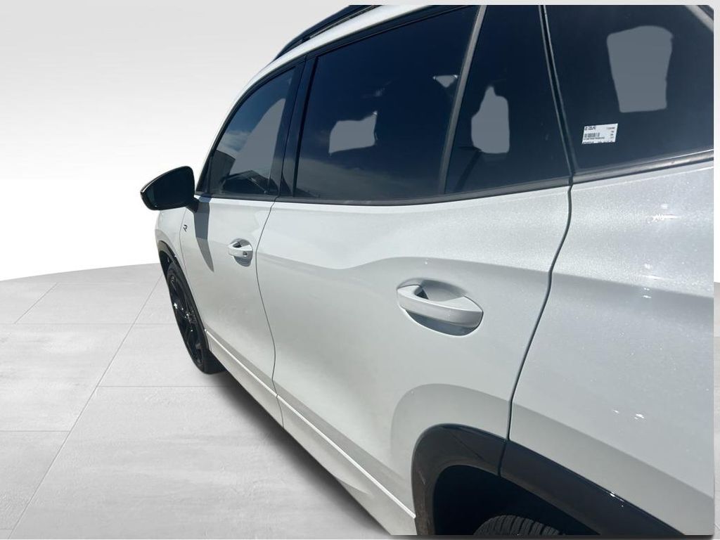 2026 Volkswagen Tiguan 2.0T SE R-Line Black Tampa FL