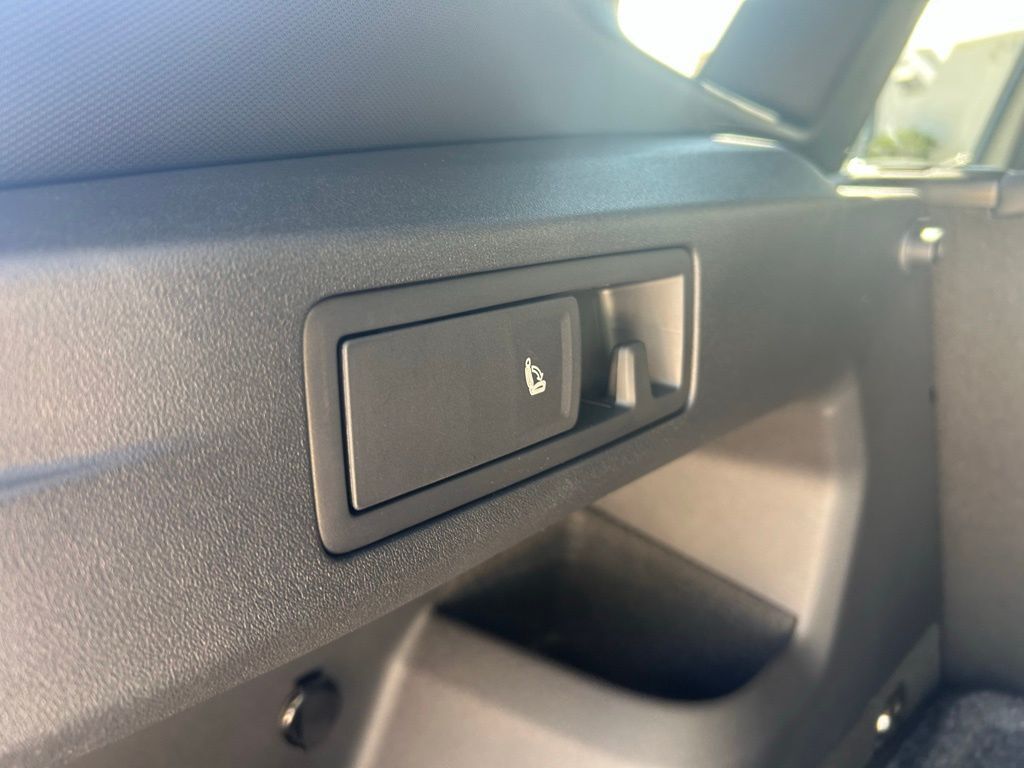 2026 Volkswagen Tiguan 2.0T SE R-Line Black Tampa FL