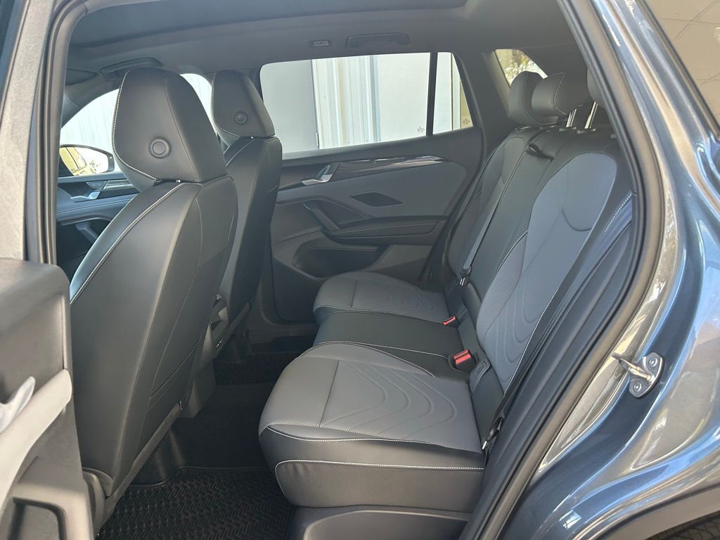 2026 Volkswagen Tiguan 2.0T SE R-Line Black Tampa FL