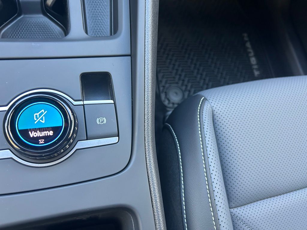 2026 Volkswagen Tiguan 2.0T SE R-Line Black Tampa FL