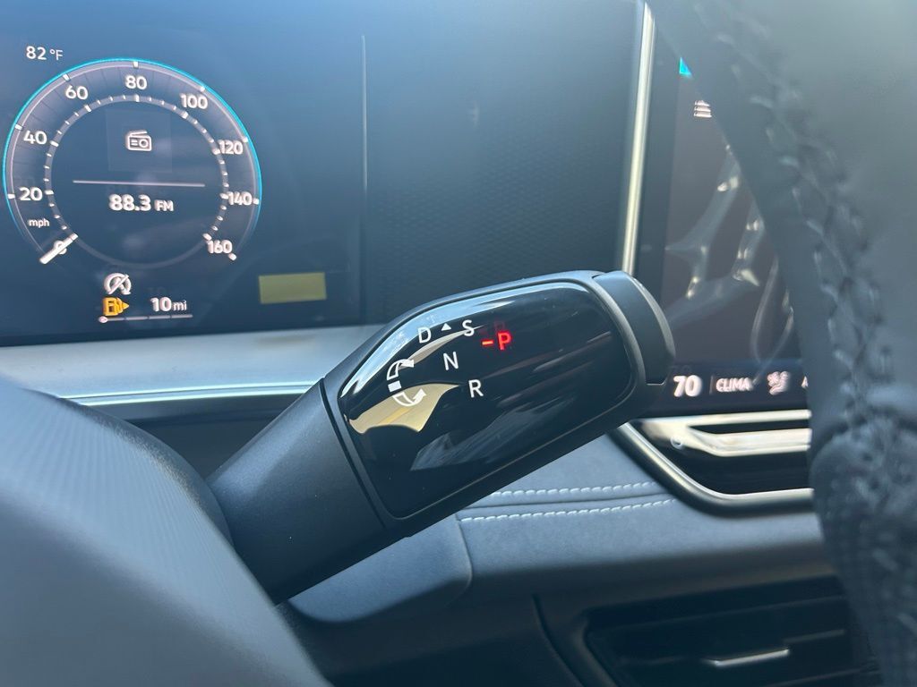 2026 Volkswagen Tiguan 2.0T SE R-Line Black Tampa FL