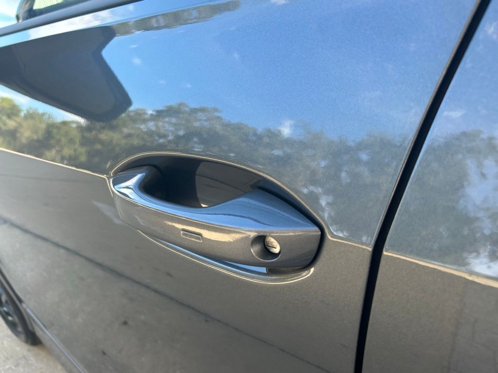 2026 Volkswagen Tiguan 2.0T SE R-Line Black Tampa FL