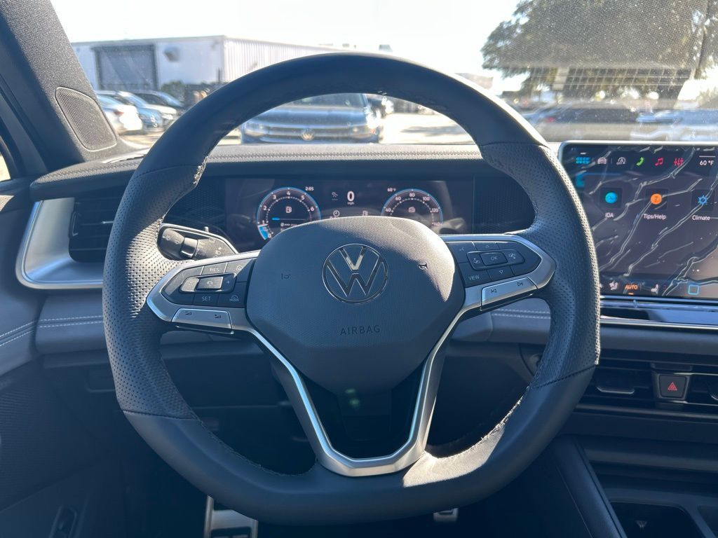 2026 Volkswagen Tiguan 2.0T SE R-Line Black Tampa FL