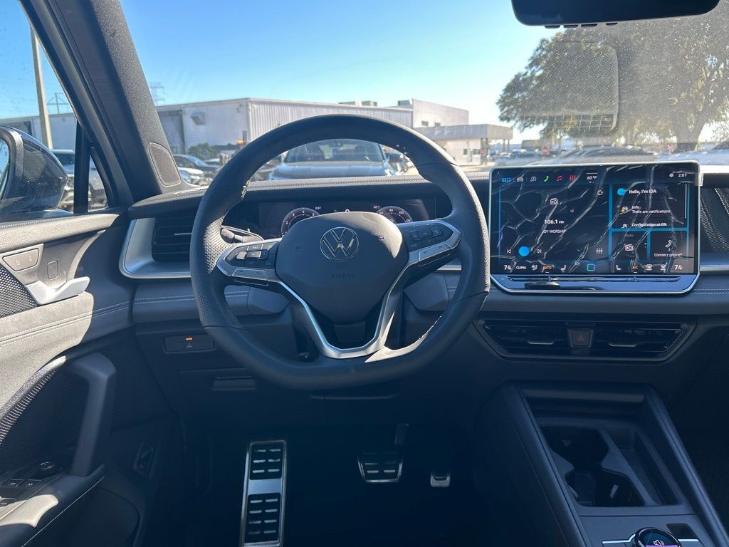 2026 Volkswagen Tiguan 2.0T SE R-Line Black Tampa FL