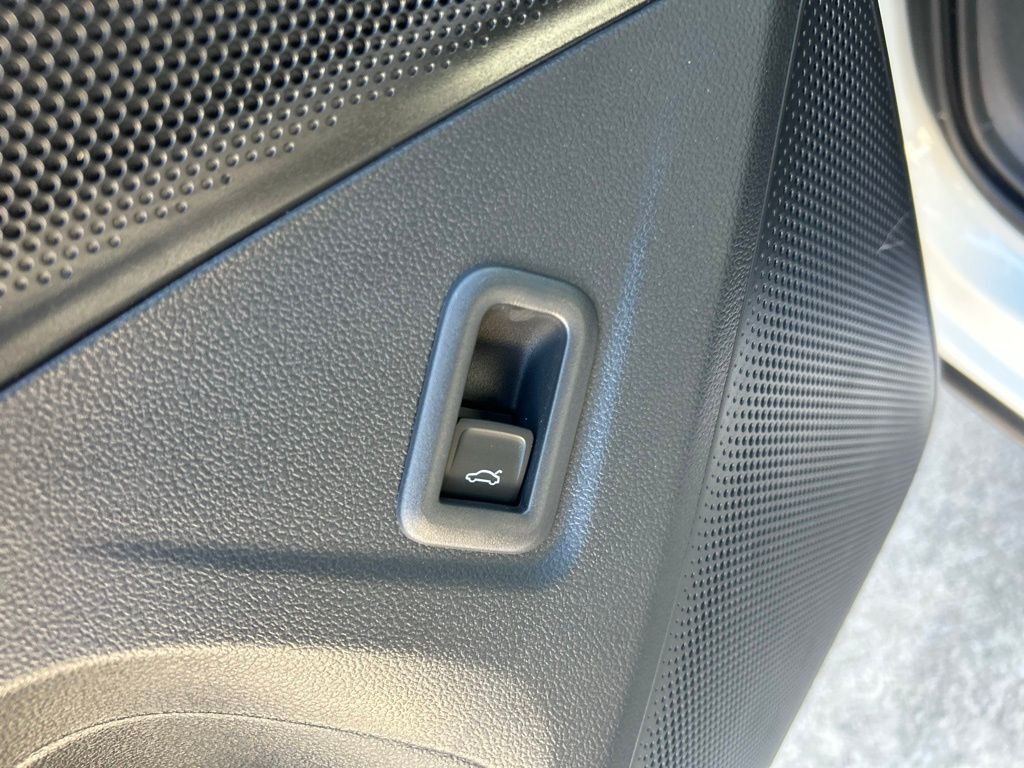 2026 Volkswagen Tiguan 2.0T SE R-Line Black Tampa FL