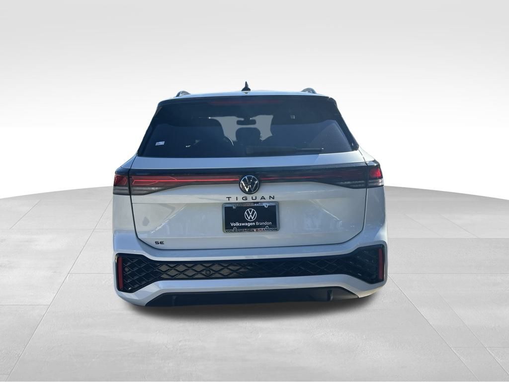 2026 Volkswagen Tiguan 2.0T SE R-Line Black Tampa FL