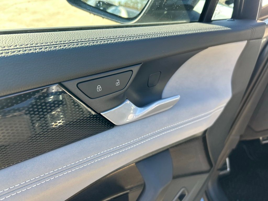 2026 Volkswagen Tiguan 2.0T SE R-Line Black Tampa FL