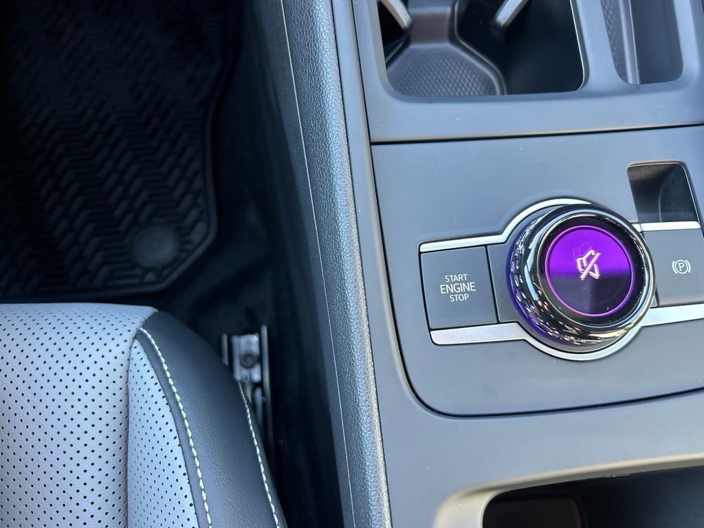 2026 Volkswagen Tiguan 2.0T SE R-Line Black Tampa FL