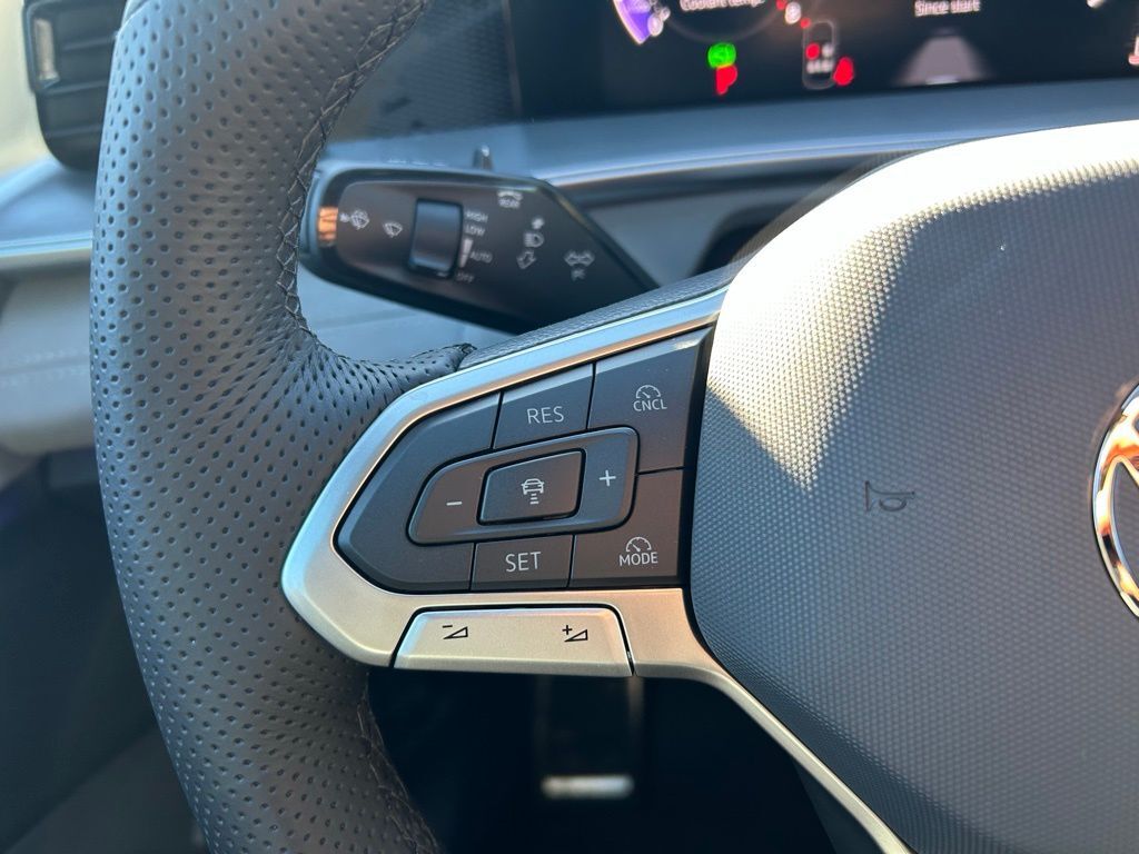 2026 Volkswagen Tiguan 2.0T SE R-Line Black Tampa FL