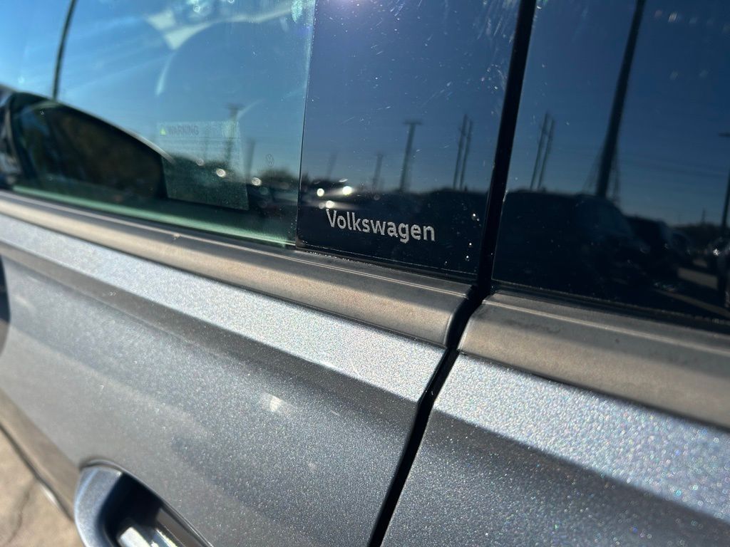 2026 Volkswagen Tiguan 2.0T SE R-Line Black Tampa FL