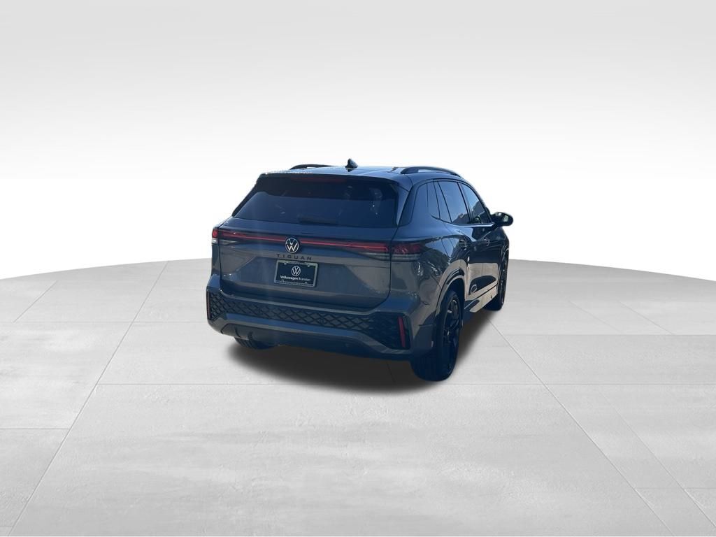 2026 Volkswagen Tiguan 2.0T SE R-Line Black Tampa FL